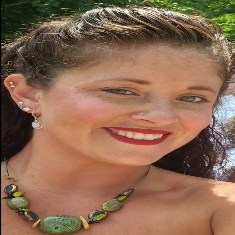 Alicia Rampulla
